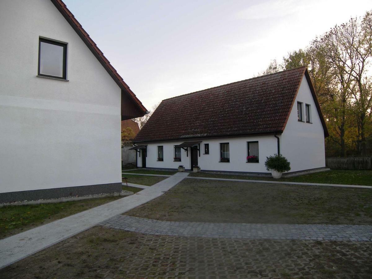 Ferienwohnungen Dahms Lutow Esterno foto